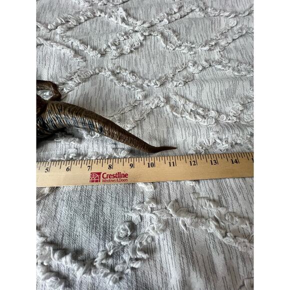 Jurassic World 2015 Toy Dinosaur Velociraptor Lot Charlie and Delta Figures - Picture 9 of 11